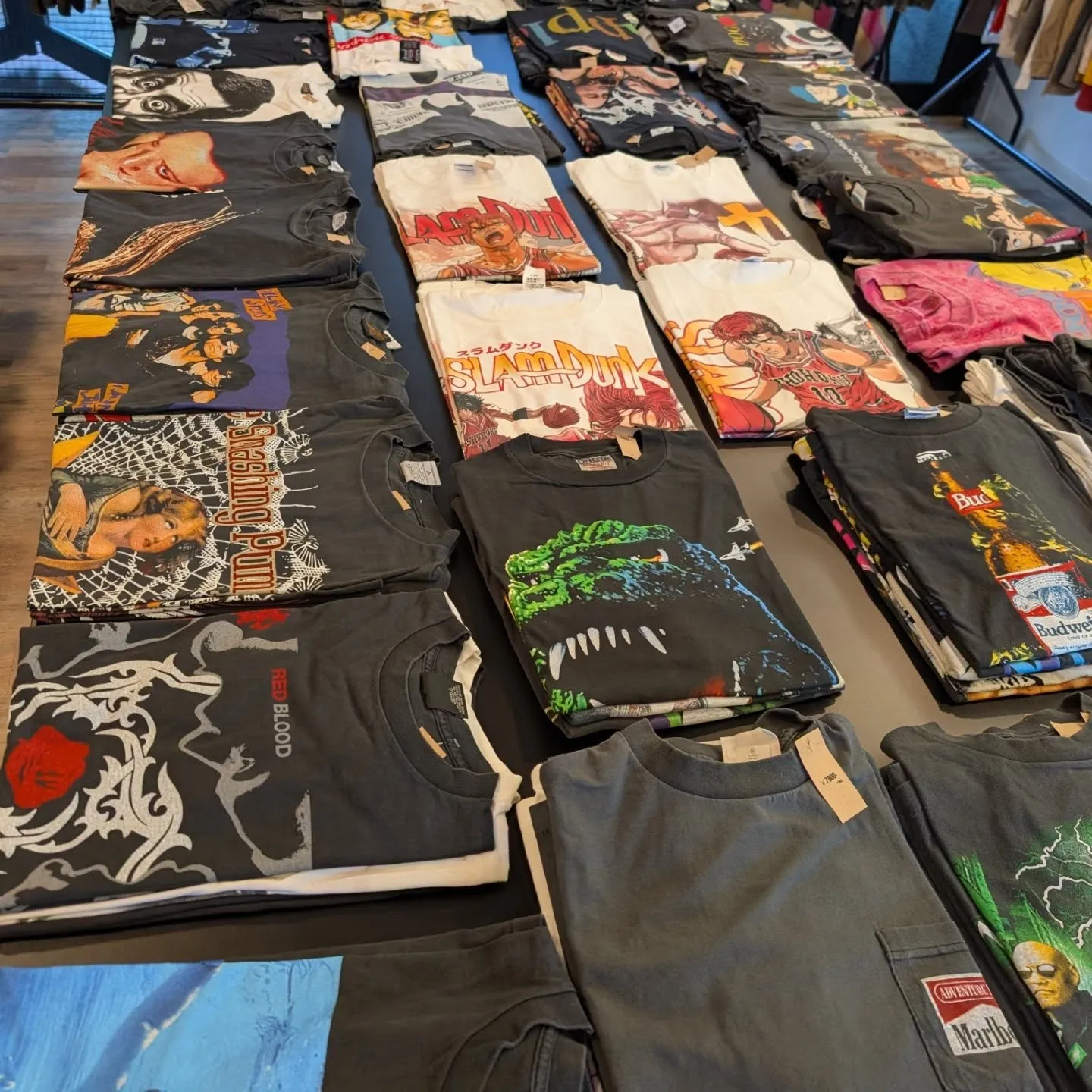 リアエルで古着マ−ケット♪