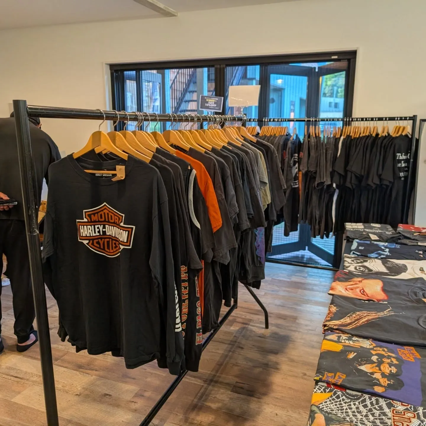 リアエルで古着マ−ケット♪