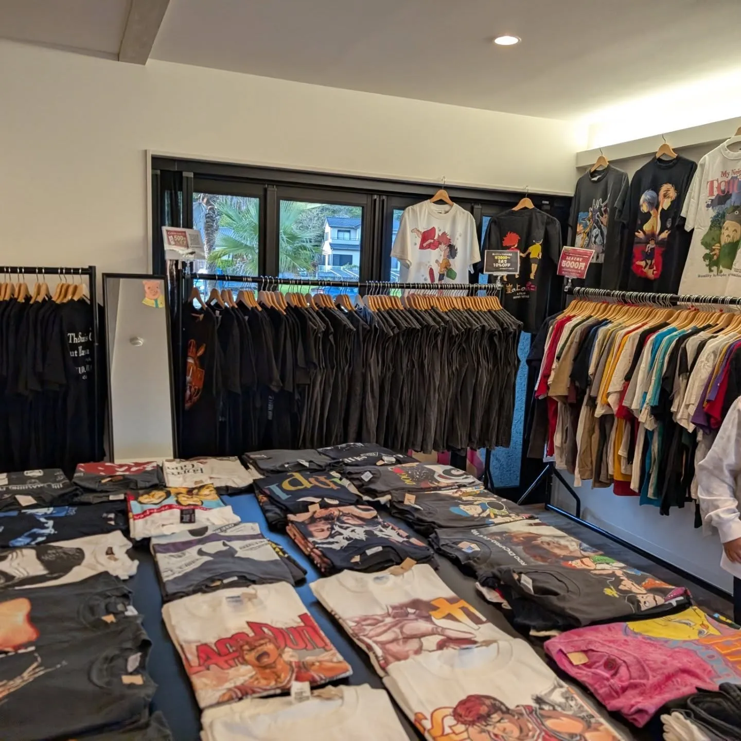 リアエルで古着マ−ケット♪